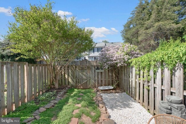 Building Photo - 15 Dulany Ct