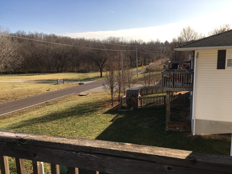 Backyard view from back patio - 1416 SE Henley Ct