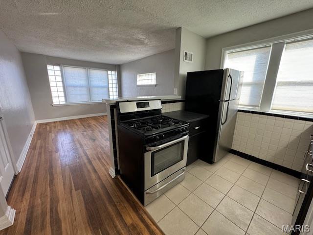 Building Photo - 4934 Kemper Ave