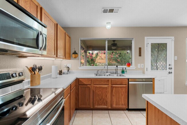 Building Photo - 3617 Hudgins Ranch Rd