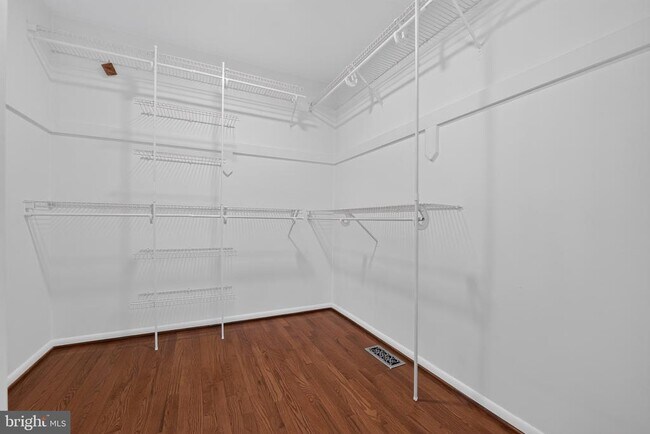 Building Photo - 3149 Southfield Dr