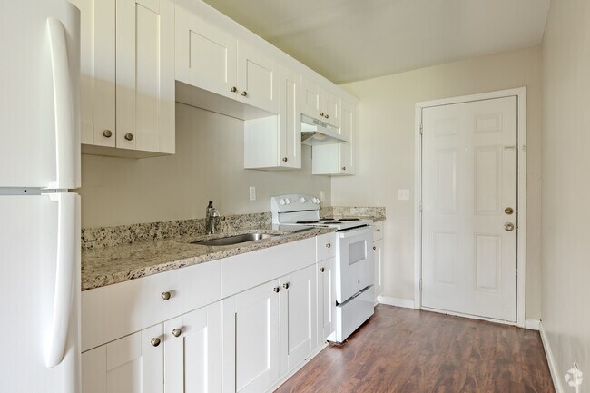 1BR, 1BA - 850SF - Casa Della Apartments