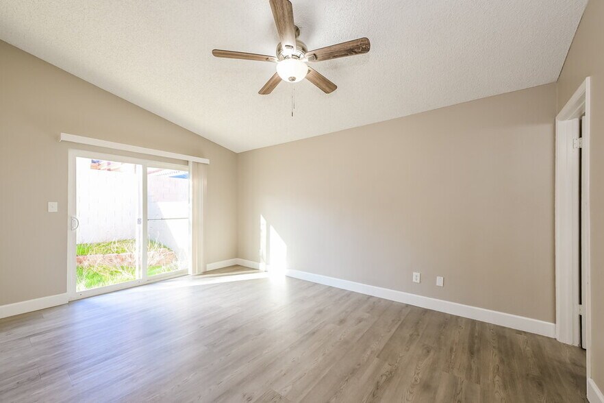 Building Photo - 224 Jon Belger Dr