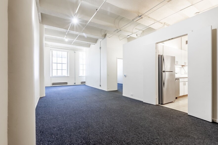 Interior Photo - 731 Plymouth by 3L Living