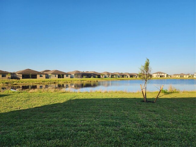 Building Photo - 14632 Palamos Cir