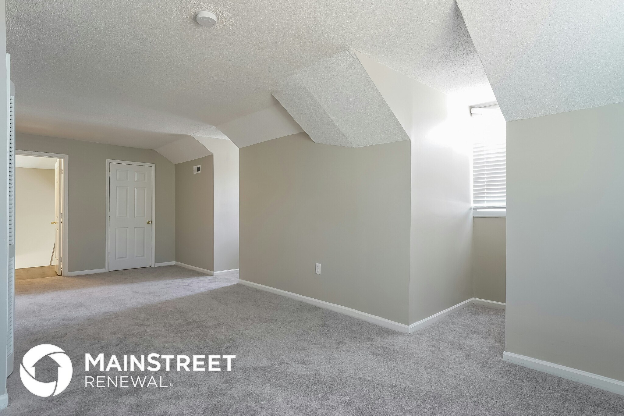 Building Photo - 5309 Nesting Ct