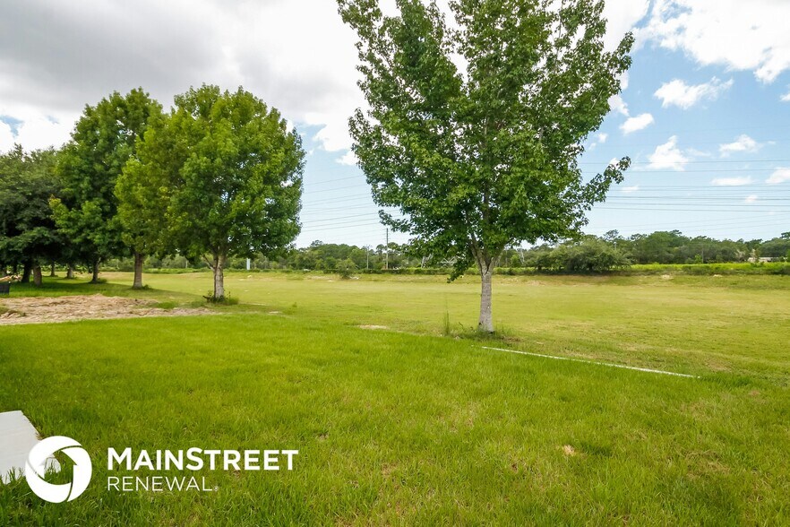 Building Photo - 8615 Silverbell Loop