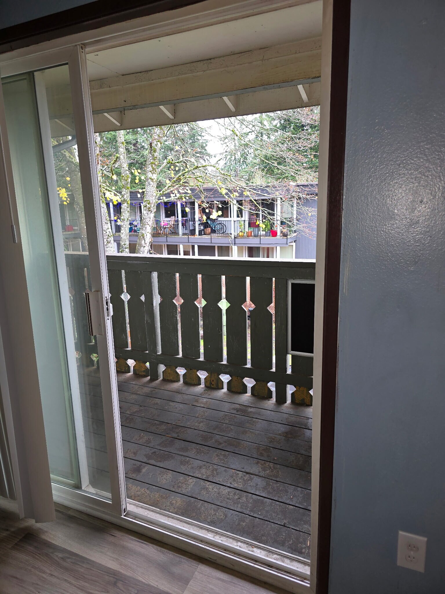 Building Photo - 4411 76th Ave W