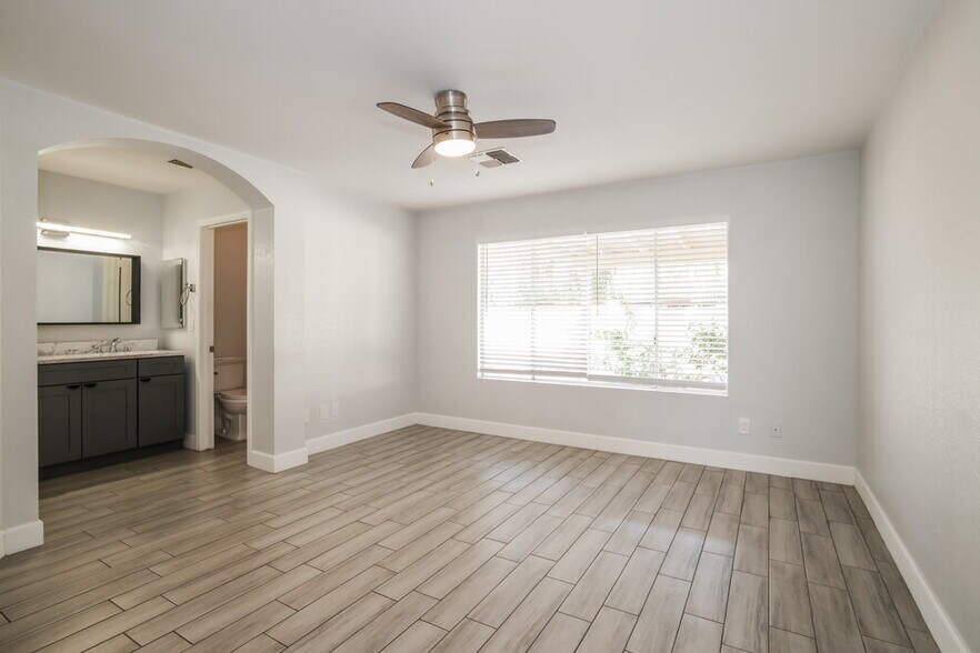 Building Photo - 1333 N Higley Rd