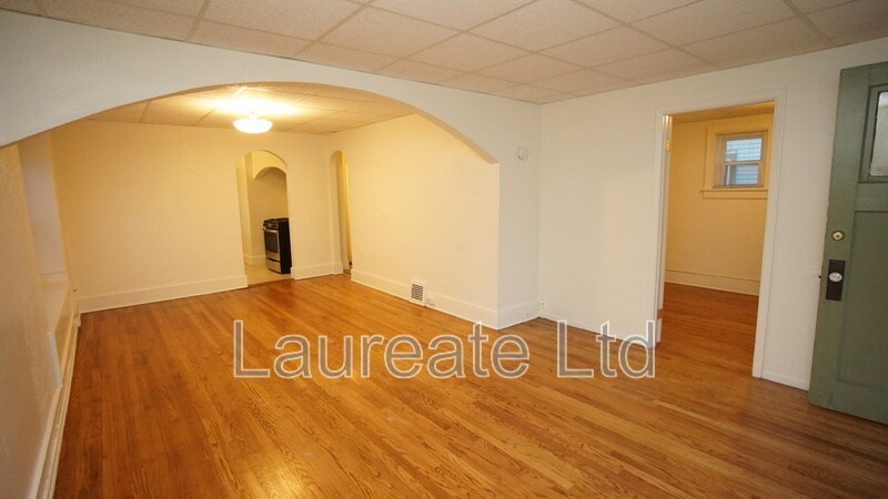 Building Photo - 3717 S Cherokee St