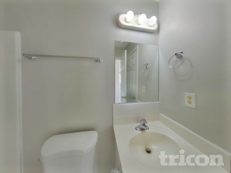 Building Photo - 1177 Adah Ct