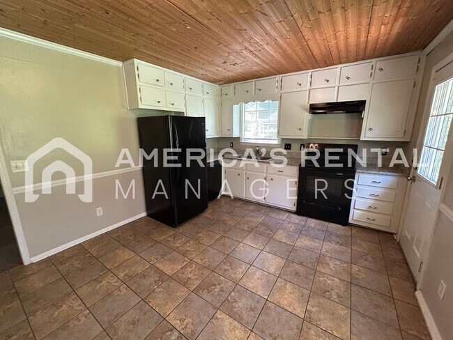 Building Photo - MOVE IN SPECIAL!!! - Home for rent in Pinson! Available to View Now! Sign a 13-month lease by 7/3...