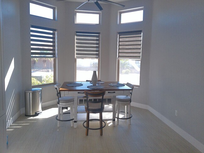 Building Photo - Beautiful Brand-New Home for Rent in Viewpoint Estates Winter Rental