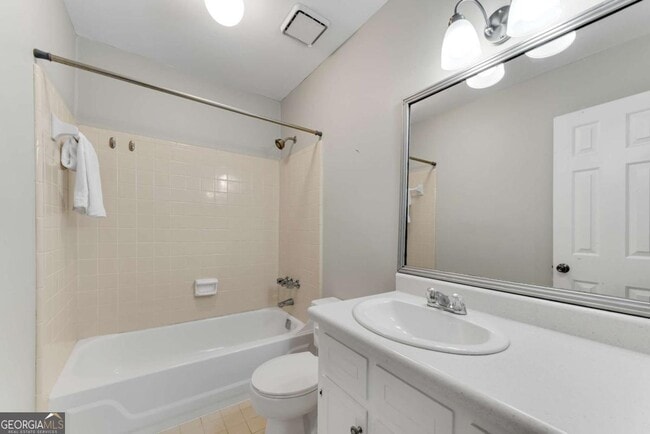 Building Photo - 1427 Old Virginia Ct SE