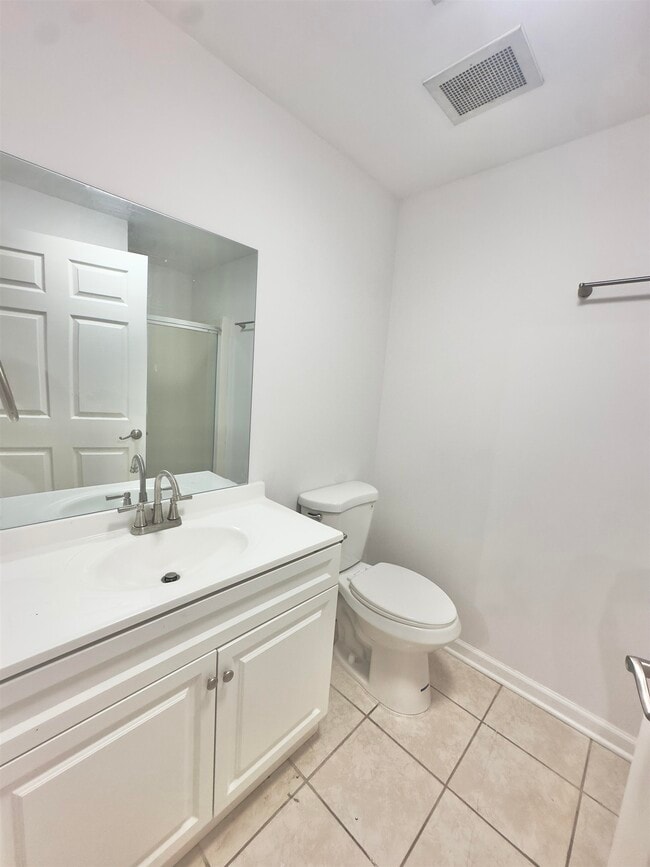 Building Photo - 197 VAN HORNE St