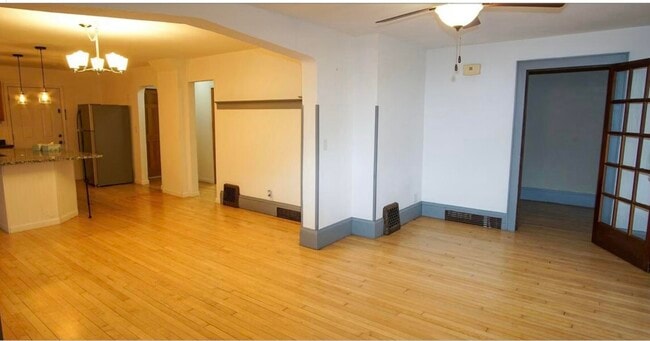 Building Photo - 6029 W Mitchell St