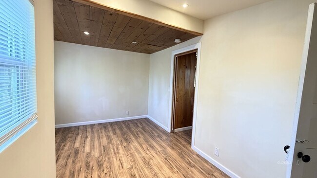 Building Photo - 54365 Pine Crest Ave
