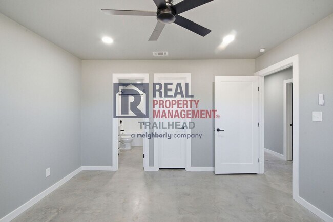Building Photo - 14250 Co Rd 209