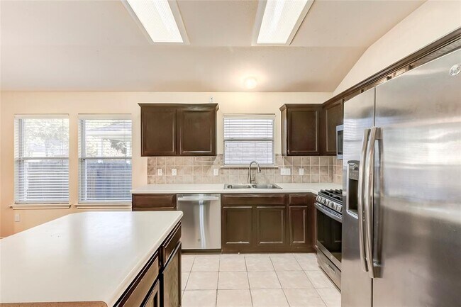 Building Photo - 11308 Los Comancheros Rd