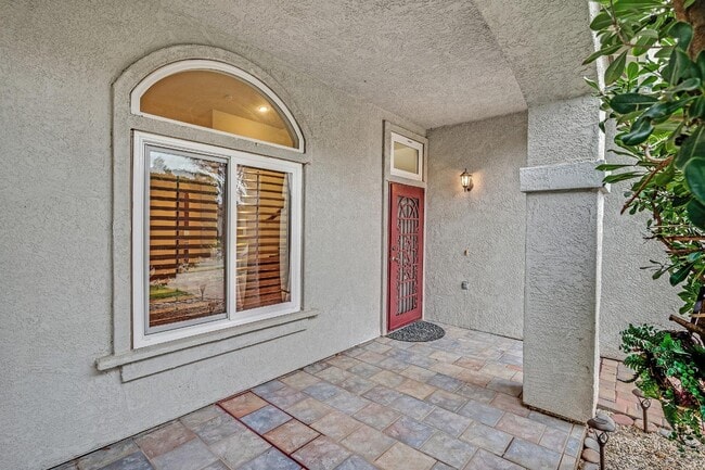 Building Photo - 1005 Mabel Josephine Ct