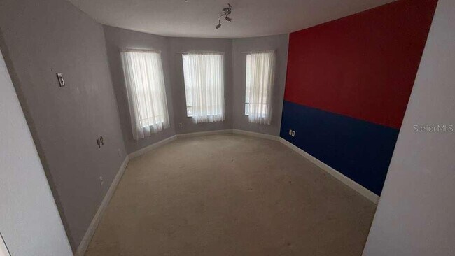 Building Photo - 7181 Regina Way