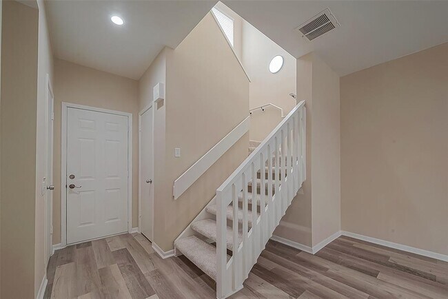 Building Photo - 1566 Prairie Grove Dr