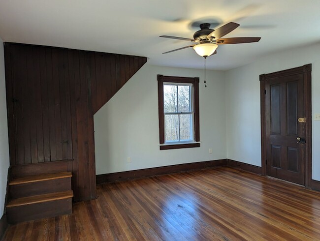 Building Photo - Beautifully Restored Home in Clarke County