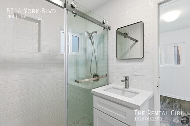 Building Photo - 5214 York Blvd