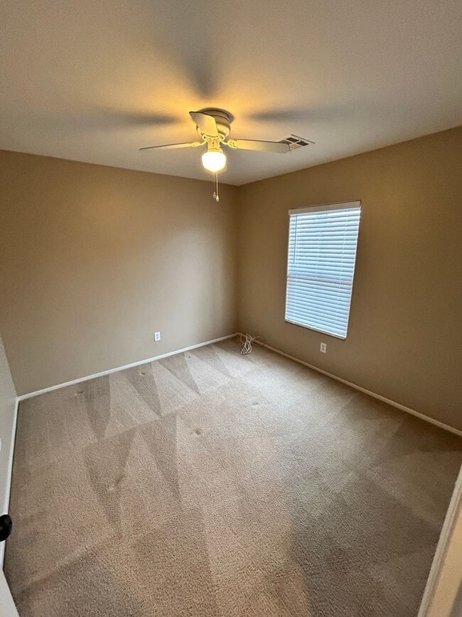 Building Photo - Charming 3 Bed/3Bath/1Car 2-Story Home nestled in this comfortable northwest community in Walnut ...