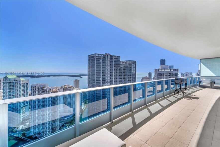 Building Photo - 200 Biscayne Boulevard Way