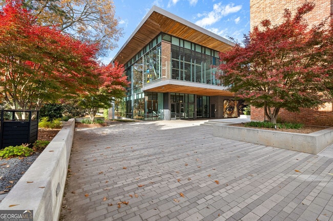 Building Photo - 255 High St