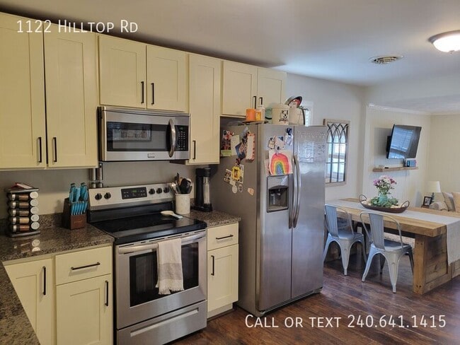 Building Photo - 1122 Hilltop Rd