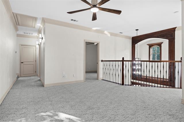 Building Photo - 1925 Manor Way Dr