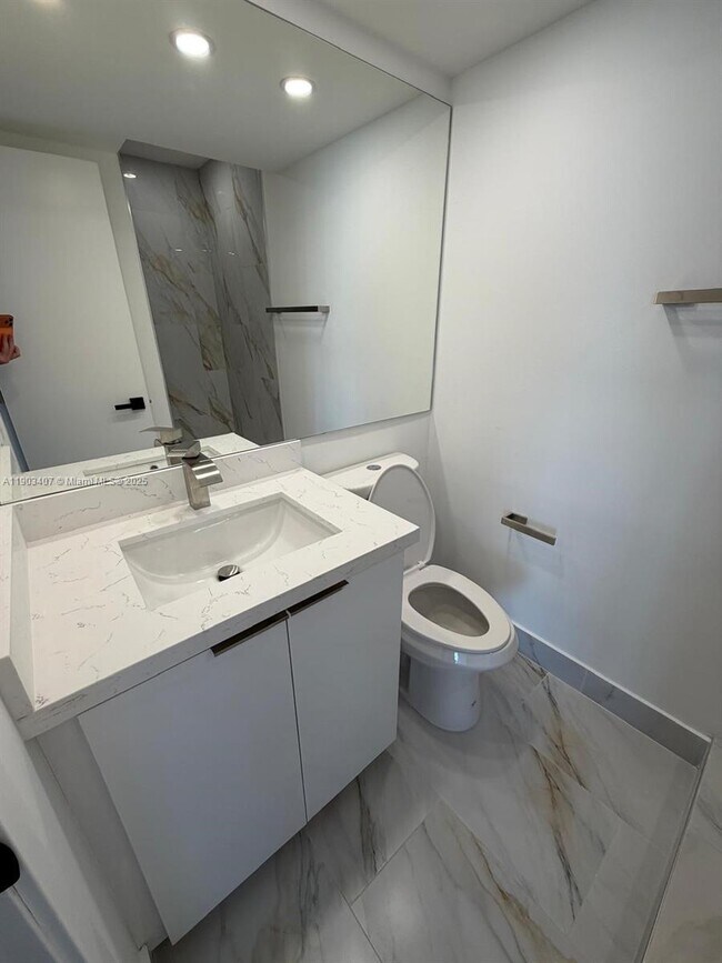 Building Photo - 701 Three Islands Boulevard