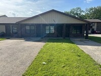 Building Photo - 3503 Falling Springs Rd