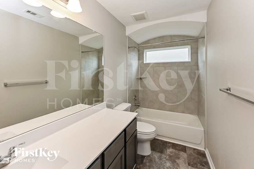 Building Photo - 15319 Kinord Run Dr