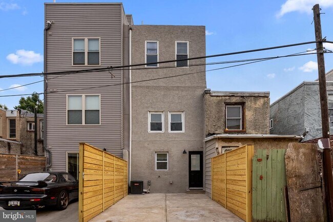 Building Photo - 2625 Ellsworth St