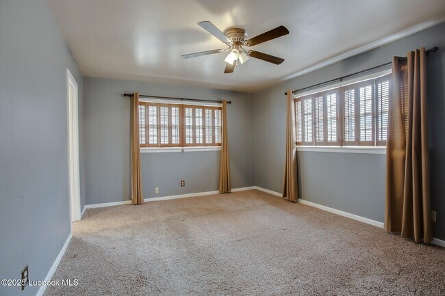 Building Photo - 3608 43rd St