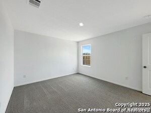 Building Photo - 530 Chevre Rd