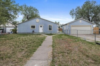 Building Photo - 1324 SE 8th Ave
