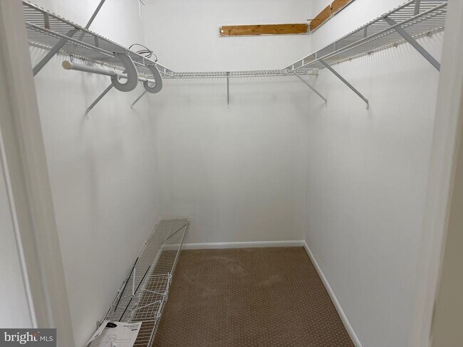 Building Photo - 34 Woodbrook Dr