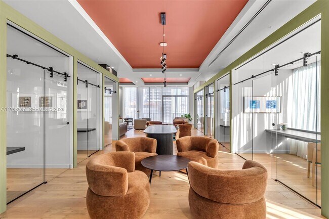 Building Photo - 601 N Miami Ave