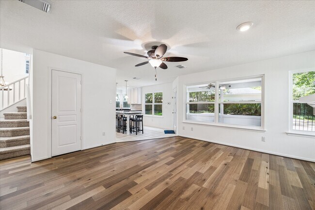 Building Photo - 174 W Greywing Cir