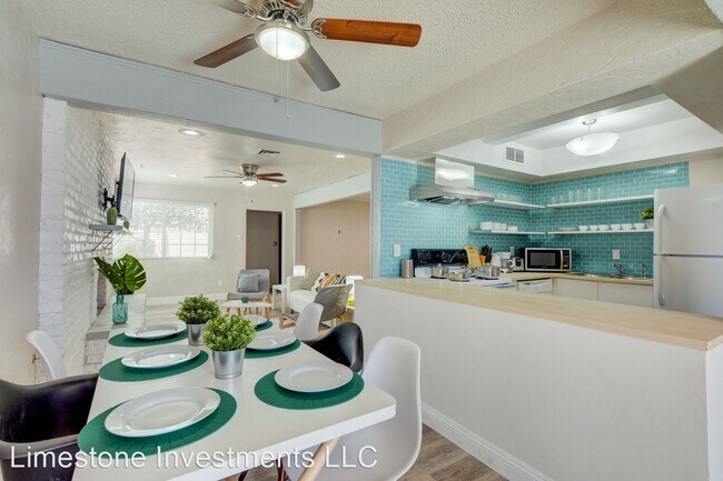 Building Photo - 2 br, 2.5 bath House - 1403 Rexford Place