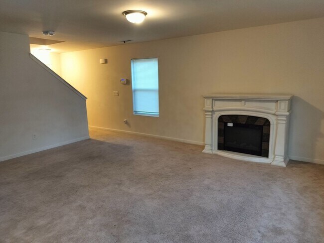 Building Photo - Space and Value