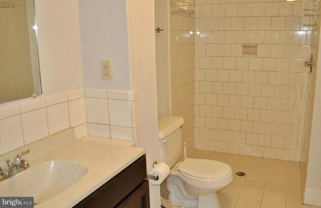 Building Photo - 3810 Lynn Regis Ct