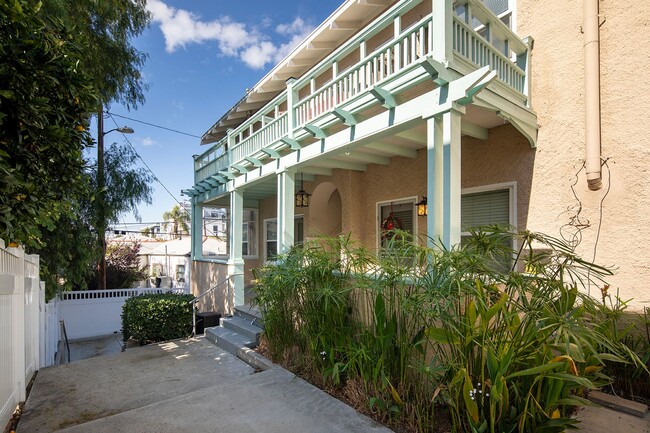 Building Photo - OPEN HOUSE: 11/15 3:30-4:30PM ~ 1 BR with ...