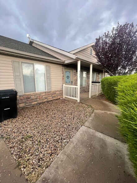 Primary Photo - 4227 W 75 N