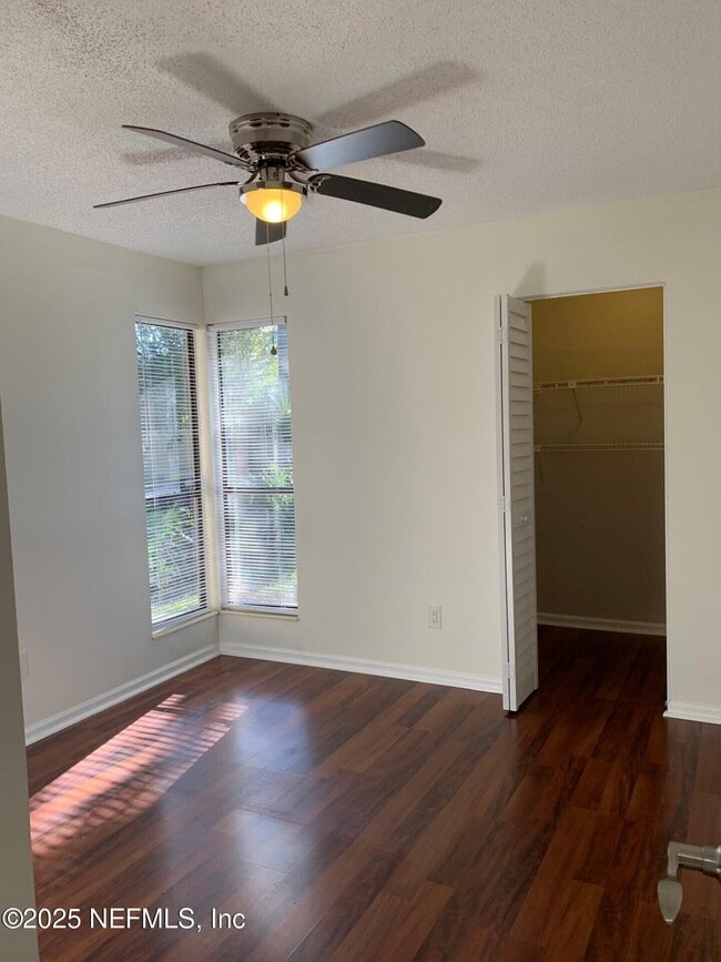 Building Photo - 9241 Arbolita Way