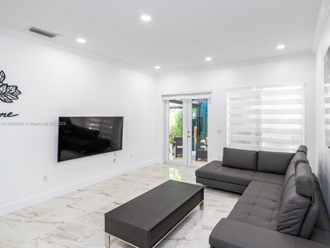 Building Photo - 16332 SW 83rd Ln